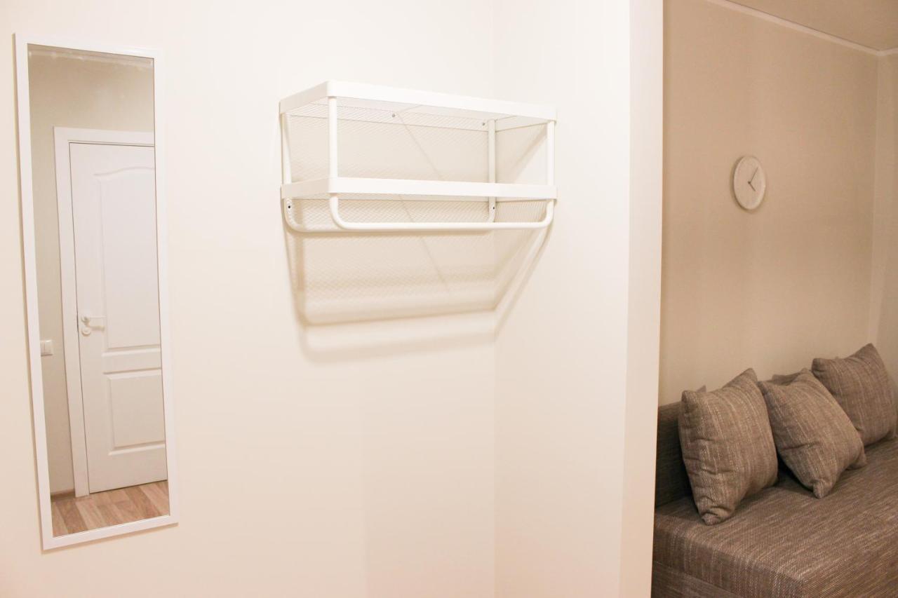Bright Spacious Apartment In Riga With Free Parking ภายนอก รูปภาพ