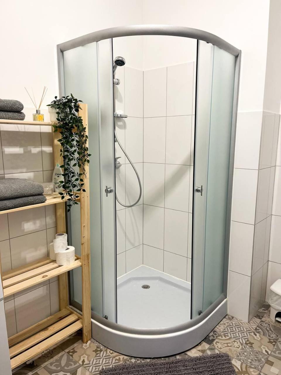 Bright Spacious Apartment In Riga With Free Parking ห้อง รูปภาพ